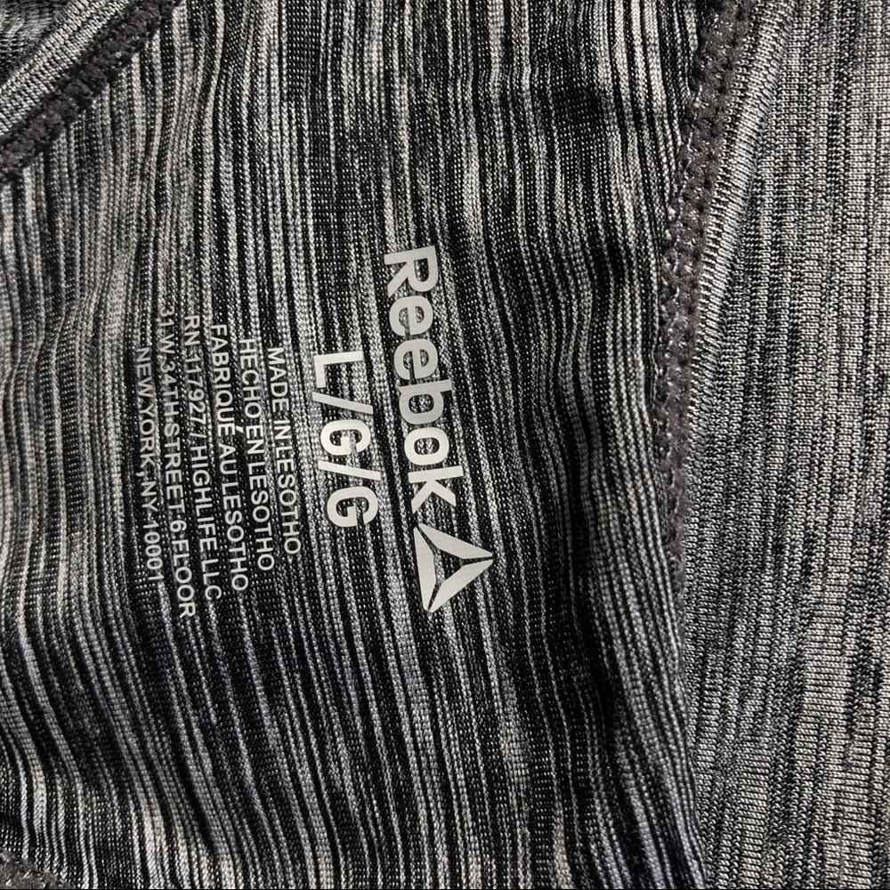 REEBOK gray thank top woman size L - Picture 6 of 6